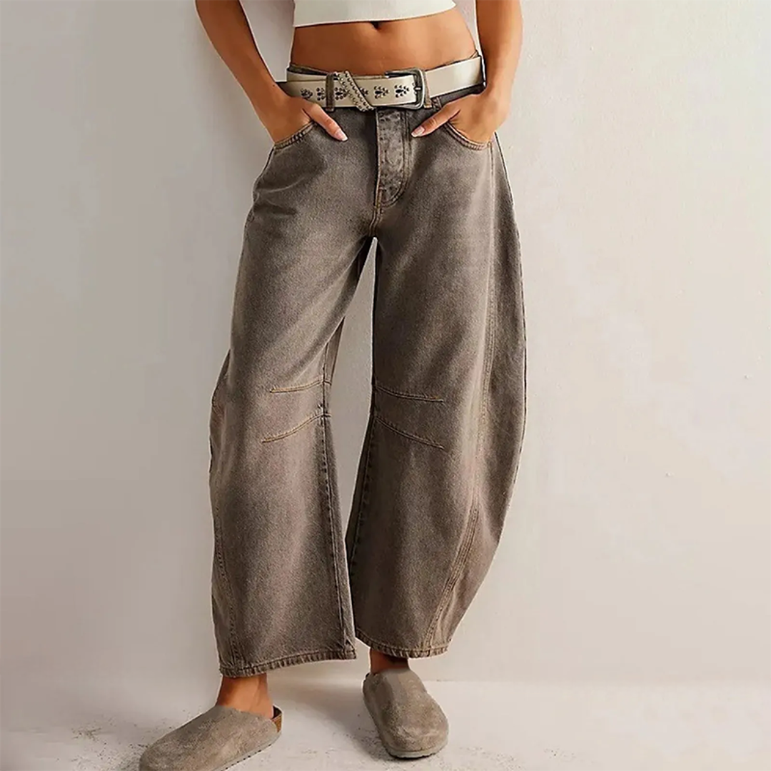 Barrel Leg Jeans with Mid Rise and Curved Silhouette