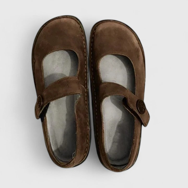 Comfortable Mary Jane Flats with Adjustable Strap and Round Toe