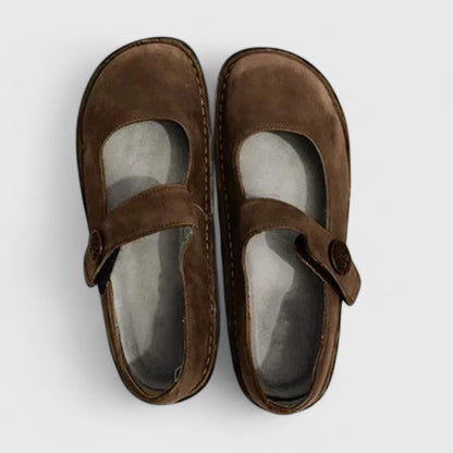 Comfortable Mary Jane Flats with Adjustable Strap and Round Toe