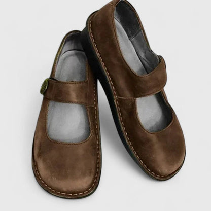 Comfortable Mary Jane Flats with Adjustable Strap and Round Toe