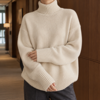 Cosy Oversized Turtleneck Sweater with Ribbed Cuffs and Hem