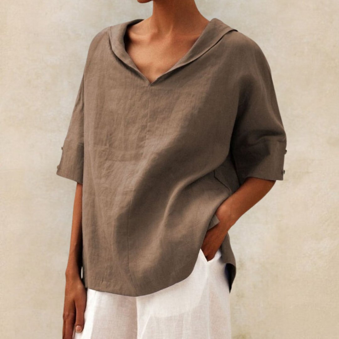 Relaxed Linen Hooded Top with V-Neckline and Short Sleeves