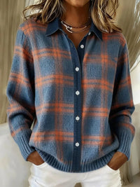 Relaxed Plaid Knit Cardigan with Collar and Button Front