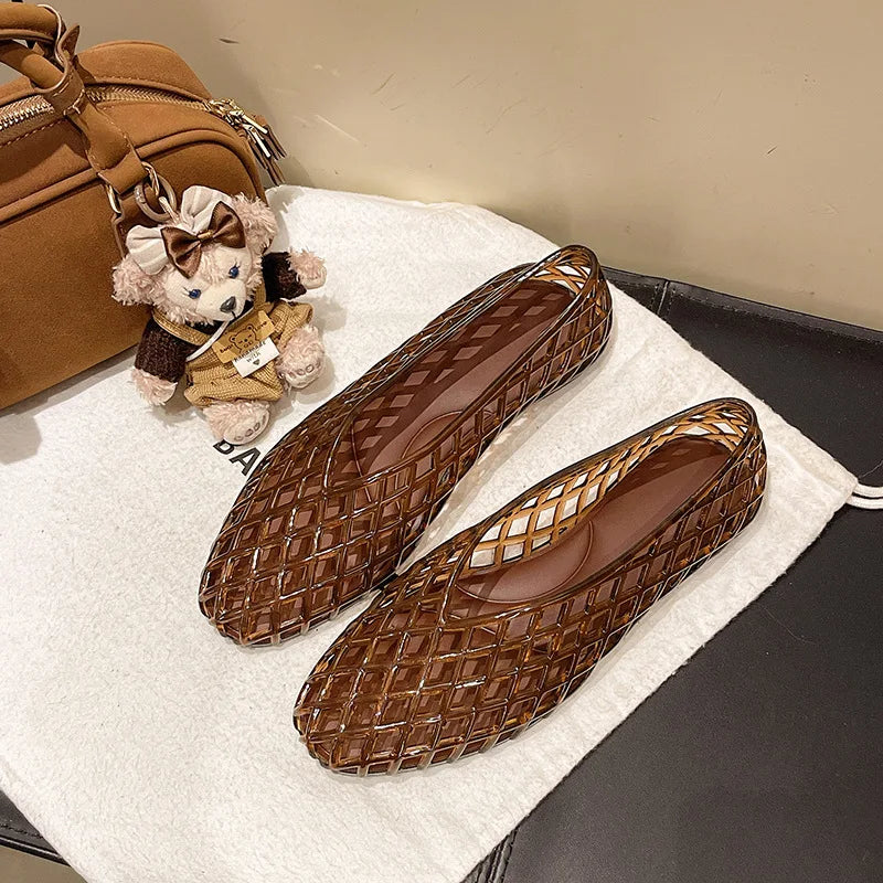 Flat Jelly Shoes with Cut-Out Lattice Design