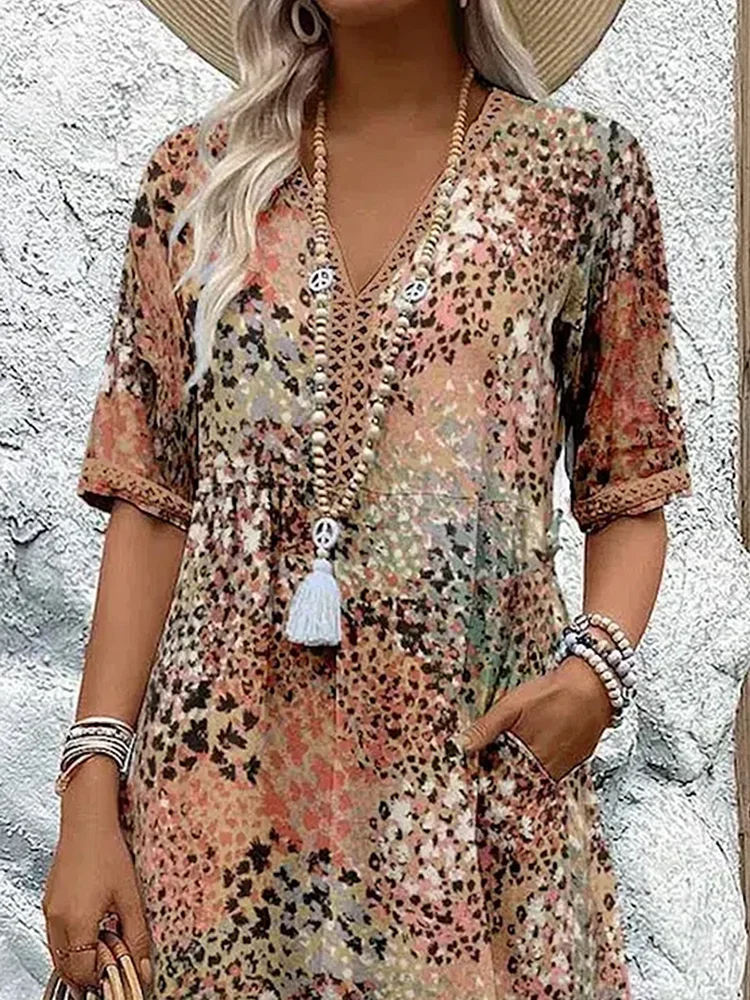 Fatima | Kjole med blomsterdesign